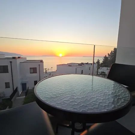 アパート Solemar Vlorë